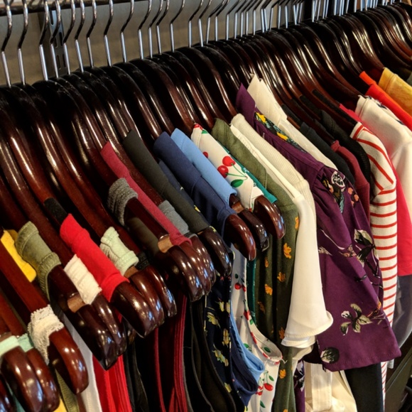 Meet your Posher, Heather - Picture 3 of 3